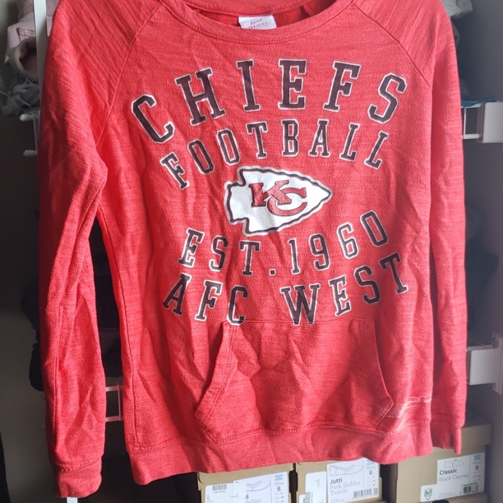 NFL Cheifs Pull Over